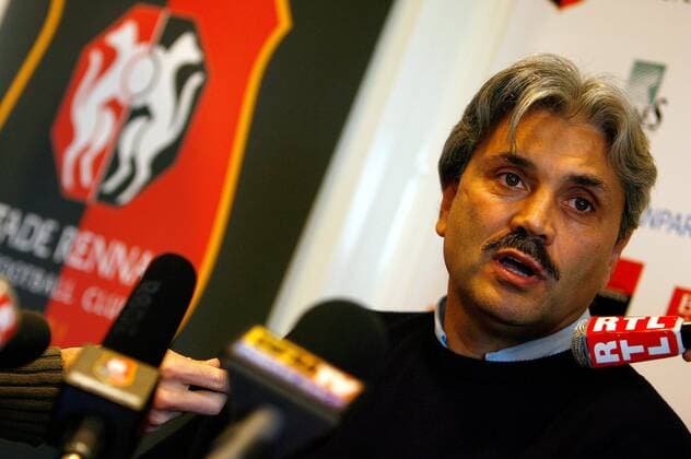 Guy Lacombe wird als neuer Trainer von Rennes vorgestellt - (pan23752) Fußball Herren Ligue 1 2007 2008, 1. Französische Liga, Stade Rennais, Präsentation, Pressetermin, PK Porträt Rennes Fußball Herren Ligue 1 2007 2008, 1. Französische Liga, Stade Rennais, Präsentation, Pressetermin, PK Porträt Rennes