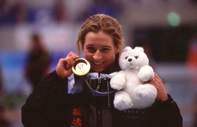 Claudia Pechstein (Deutschland) - Siegerin über 5000 m während der Olympischen Spiele in Nagano 1998 Eisschnellauf Damen Olympische Winterspiele 1998, Spiele, Olympia, Olympiade, 5000m, 5000 m, Meter Einzelbild Nagano Freude, Eisschnellauf Damen Olympische Winterspiele 1998, Spiele, Olympia, Olympiade, 5000m, 5000 m, Meter Einzelbild Nagano Freude,