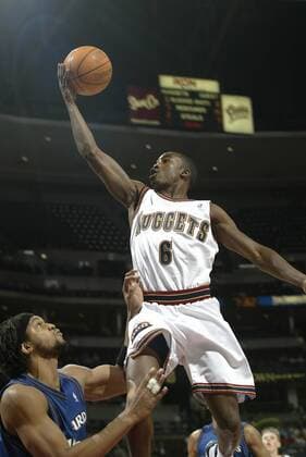 Junior Harrington (re., Denver Nuggets) - (Icon7660035) Basketball Herren NBA, 2002 2003 Gruppe Basketball Herren NBA, 2002 2003 Gruppe EDITORIAL USE ONLY