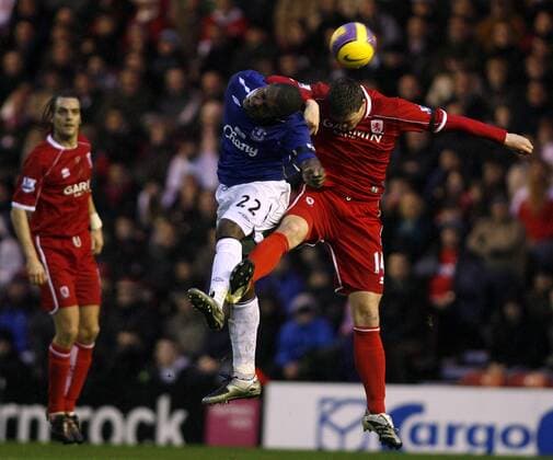 Yakubu Ayegbeni (Everton, Mitte) gegen Robert Huth (Middlesbrough) -  Fußball Herren English Premier League 2007 2008, 1. Englische Liga, Middlesbrough FC - Everton FC 0:2 Gruppe Middlesbrough Dynamik, Kampf, Fußball Herren English Premier League 2007 2008, 1. Englische Liga, Middlesbrough FC - Everton FC 0:2 Gruppe Middlesbrough Dynamik, Kampf,