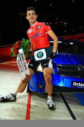 Rene Schibli (Schweiz) - Sieger des Skoda Autosprints beim 51. Züricher Sechstagerennen 2008 Radsport Herren Züricher Sechstagerennen 2008, Sechstage, Sechs, Sixdays, six days, Rad, Indoor, Halle, Zürcher Einzelbild Bahn, Halle, Indoor, Bahnrad, Bahnradsport Zürich, Sponsor, Werbepartner, Werbung Freude, Radsport Herren Züricher Sechstagerennen 2008, Sechstage, Sechs, Sixdays, six days, Rad, Indoor, Halle, Zürcher Einzelbild Bahn, Halle, Indoor, Bahnrad, Bahnradsport Zürich, Sponsor, Werbepartner, Werbung Freude,