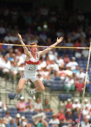 Frank Busemann (Deutschland) jubelt Leichtathletik OS Sommer Herren Olympische Spiele Atlanta 1996, Sommerspiele, Nationaltrikot Einzelbild Atlanta Freude, Begeisterung, Leichtathletik OS Sommer Herren Olympische Spiele Atlanta 1996, Sommerspiele, Nationaltrikot Einzelbild Atlanta Freude, Begeisterung,