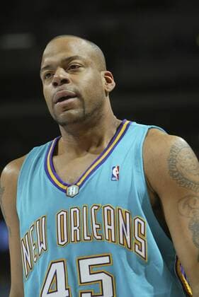 Sean Rooks (New Orleans Hornets) - (icon7665747) Basketball Herren NBA 2003 2004 Einzelbild Basketball Herren NBA 2003 2004 Einzelbild EDITORIAL USE ONLY