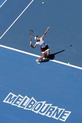 Justine Henin (Belgien) - Aufschlag -  Tennis Damen Australian Open 2008, Grand Slam, WTA Tour Einzelbild Melbourne Dynamik, Tennis Damen Australian Open 2008, Grand Slam, WTA Tour Einzelbild Melbourne Dynamik,