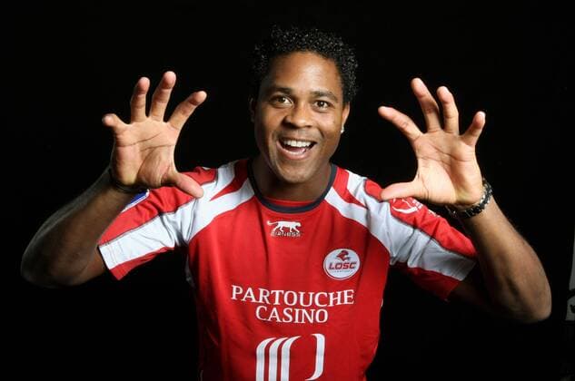 Patrick Kluivert (OSC Lille) -  (pan23979) Fußball Herren Ligue 1 2007 2008, 1. Französische Liga, OSC Lille, LOSC, Fotoshooting, Fotostudio, Studioaufnahme Einzelbild Lille Freude Fußball Herren Ligue 1 2007 2008, 1. Französische Liga, OSC Lille, LOSC, Fotoshooting, Fotostudio, Studioaufnahme Einzelbild Lille Freude