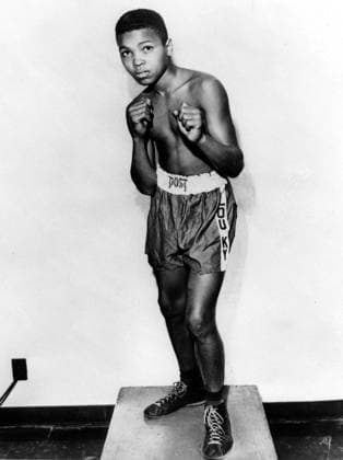 Muhammad Ali (USA) posiert als Jugendlicher -  (ARK1954010125) Boxen Herren Boxsport 1954, Profiboxen, Schwergewicht, Aufmacher Einzelbild Louisville Boxen Herren Boxsport 1954, Profiboxen, Schwergewicht, Aufmacher Einzelbild Louisville