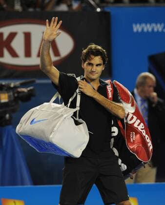 Roger Federer (Schweiz) bedankt sich bei seinen Anhängern Tennis Herren Australian Open 2008, Grand Slam, ATP Tour Einzelbild Melbourne Tennis Herren Australian Open 2008, Grand Slam, ATP Tour Einzelbild Melbourne