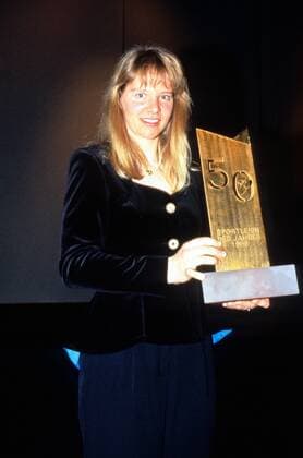 Katja Seizinger (Deutschland) ist Sportlerin des Jahres 1996 Alpiner Skilauf Damen Wahl zum Sportler des Jahres 1996, Sportlerwahl, Gala, Sportgala, Preisverleihung, Preisträger Einzelbild Berlin Freude, Alpiner Skilauf Damen Wahl zum Sportler des Jahres 1996, Sportlerwahl, Gala, Sportgala, Preisverleihung, Preisträger Einzelbild Berlin Freude,