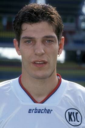 Slaven Bilic (Karlsruher SC) Fußball 1. BL Herren DEUTSCHSPRACHIGE SPORTZEITSCHRIFTEN UND -ZEITUNGEN NUR NACH RÜCKSPRACHE, Saison 1994 1995 Porträt Karlsruhe Fußball 1. BL Herren DEUTSCHSPRACHIGE SPORTZEITSCHRIFTEN UND -ZEITUNGEN NUR NACH RÜCKSPRACHE, Saison 1994 1995 Porträt Karlsruhe