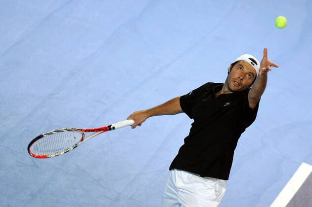 Sebastien Grosjean (Frankreich) - Aufschlag -  (pan24481) Tennis Herren Open 13 de Marseille 2008, ATP Tour Einzelbild Marseille Tennis Herren Open 13 de Marseille 2008, ATP Tour Einzelbild Marseille