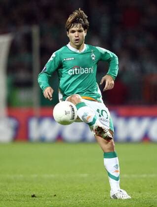 Diego (Bremen) am Ball Fußball EC 3 Herren UEFA Cup 2007 2008, Pokal, Europapokal, SV Werder Bremen Einzelbild Bremen Dynamik, Fußball EC 3 Herren UEFA Cup 2007 2008, Pokal, Europapokal, SV Werder Bremen Einzelbild Bremen Dynamik,