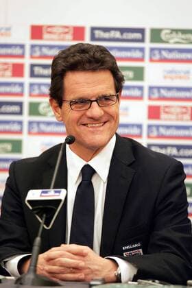 Nationaltrainer Fabio Capello (England) - EDITORIAL USE ONLY. No use with unauthorised audio, video, data, fixture lists, club league logos or live services. Online in-match use limited to 120 images, no video emulation. No use in betting, games or single club league player publications. Fußball Herren Nationalteam 2008, Pressekonferenz, Pressetermin Einzelbild London Freude, Fußball Herren Nationalteam 2008, Pressekonferenz, Pressetermin Einzelbild London Freude,