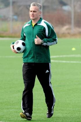 Linienrichter Markus Mayr (Österreich) -  Fußball EM Herren UEFA Schiedsrichter Workshop Euro 2008, Vorschau, Schiedsrichterworkshop Einzelbild Regensdorf Fußball EM Herren UEFA Schiedsrichter Workshop Euro 2008, Vorschau, Schiedsrichterworkshop Einzelbild Regensdorf