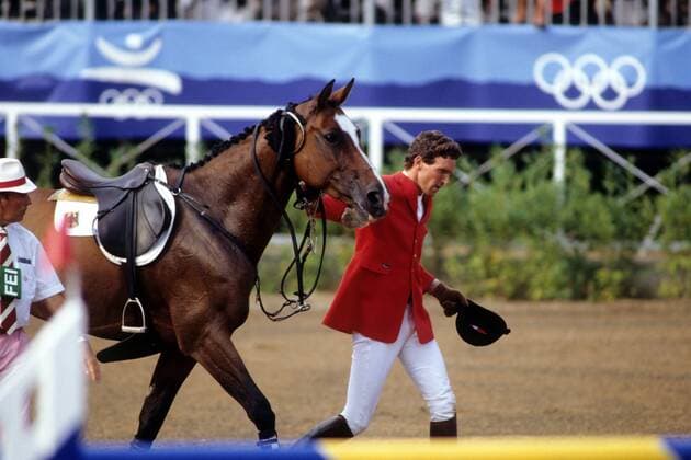 Ludger Beerbaum (Deutschland) mit Classic Touch Pferdesport OS Sommer Herren Olympische Spiele 1992, Sommerspiele, Reiten, Reitsport, Springreiten, Springen Einzelbild Barcelona Nachdenklichkeit, Pferdesport OS Sommer Herren Olympische Spiele 1992, Sommerspiele, Reiten, Reitsport, Springreiten, Springen Einzelbild Barcelona Nachdenklichkeit,