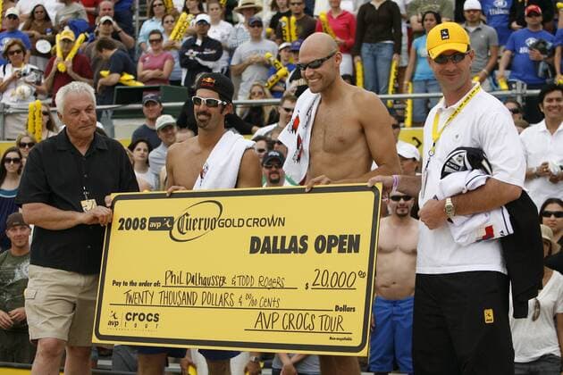 Todd Rogers (li.) und Phil Dalhausser (beide USA) gewinnen die AVP Dallas Open 2008 und damit ein Preisgeld von 20000 Dollar - (Icon3964438) Beachvolleyball Herren AVP Dallas Open 2008, Beach, Finale Gruppe Arlington Freude, Beachvolleyball Herren AVP Dallas Open 2008, Beach, Finale Gruppe Arlington Freude, EDITORIAL USE ONLY