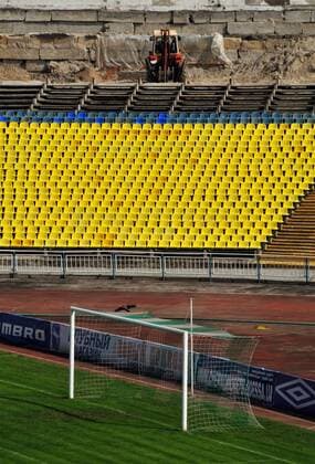 Bauarbeiten im Tschornomorey Stadion in Odessa, einem der Austragungsorte der Euro 2012 -  (EN00160950007) Fußball EM Herren Vorschau 2008, Euro 2012, Besichtigung, Stadionbesichtigung, Begehung, Stadionbegehung, Totale Tschornomorey, Tchernomorec Odessa, Fotostory, Stadionstory Leere, Fußball EM Herren Vorschau 2008, Euro 2012, Besichtigung, Stadionbesichtigung, Begehung, Stadionbegehung, Totale Tschornomorey, Tchernomorec Odessa, Fotostory, Stadionstory Leere,