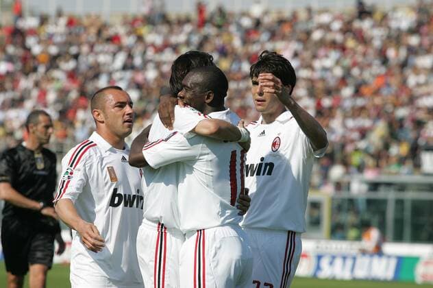 Torjubel AC Mailand, mit Clarence Seedorf (Mitte), Kaka (re.) und Cristian Brocchi - Fußball Herren Serie A 2007 2008, 1. Italienische Liga, AC Mailand, Milan Gruppe Livorno Freude, Kameradschaft, Fußball Herren Serie A 2007 2008, 1. Italienische Liga, AC Mailand, Milan Gruppe Livorno Freude, Kameradschaft,