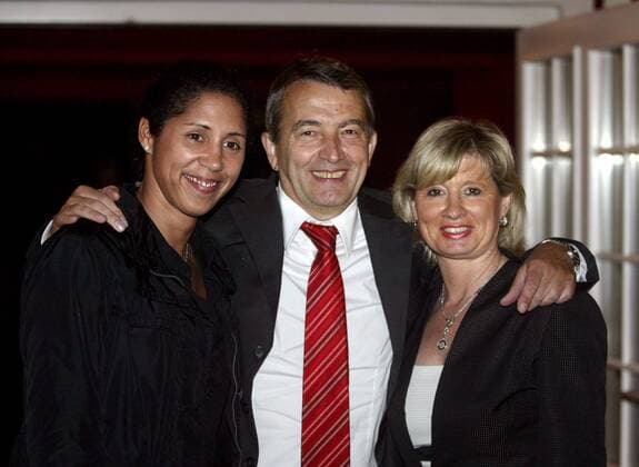 DFB Generalsekretär Wolfgang Niersbach, OK Präsidentin Steffi Jones (li., Frauen Fußball WM 2011) und Gastgeberin Mauricia Mack (alle Deutschland) anlässlich des Eagles Charity Golfcups 2008 Fußball Herren Eagles Charity Golfcup 2008, Golf Cup, soziales Engagement, Sozialengagement Gruppe Rust Fußball Herren Eagles Charity Golfcup 2008, Golf Cup, soziales Engagement, Sozialengagement Gruppe Rust