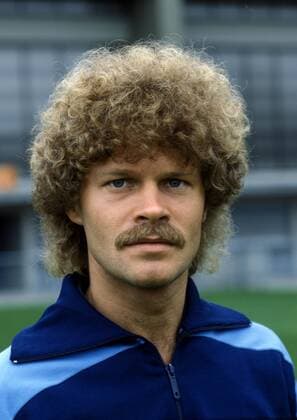 Norbert Ringels (Borussia Mönchengladbach) Fußball 1. BL Herren Saison 1980 1981 Porträt Aufnahmedatum geschätzt Mönchengladbach Fußball 1. BL Herren Saison 1980 1981 Porträt Aufnahmedatum geschätzt Mönchengladbach