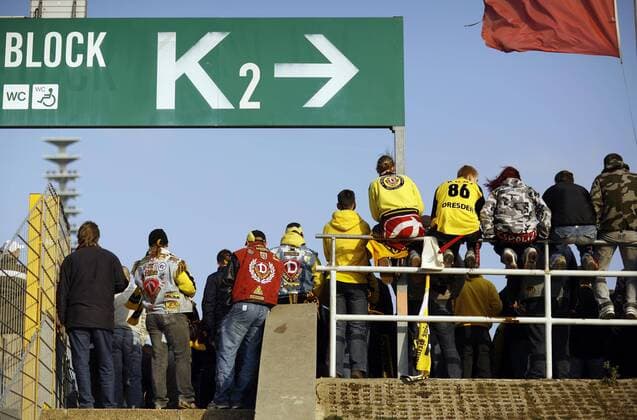 Fußball, Stadiongeschichte SG Dynamo Dresden Dresdner Fans in Block K 2 Fußball Herren Regionalliga Nord 2007 2008, 3. Liga, SG Dynamo Dresden, Vdig Totale Dresden Fußball Herren Regionalliga Nord 2007 2008, 3. Liga, SG Dynamo Dresden, Vdig Totale Dresden