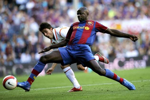 Lilian Thuram (FC Barcelona, re.) gegen David Villa (Valencia) -  (pan25757) Fußball Herren Primera Division 2007 2008, 1. Spanische Liga, FC Barcelona - Valencia CF 6:0, Barca Gruppe Barcelona Dynamik, Fußball Herren Primera Division 2007 2008, 1. Spanische Liga, FC Barcelona - Valencia CF 6:0, Barca Gruppe Barcelona Dynamik,
