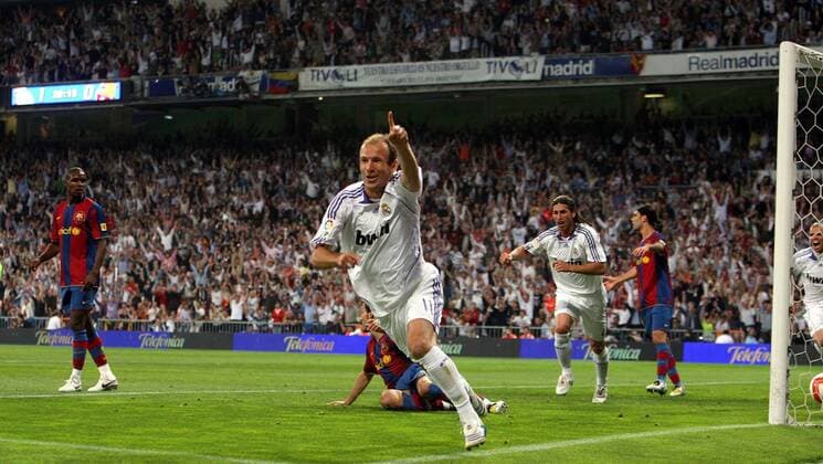 Arjen Robben (Real Madrid, Mitte) - Torjubel -  - NOxONLINExUSE Fußball Herren Primera Division 2007 2008, 1. Spanische Liga, Real Madrid CF- FC Barcelona 4:1, Barca Gruppe Madrid Freude, Fußball Herren Primera Division 2007 2008, 1. Spanische Liga, Real Madrid CF- FC Barcelona 4:1, Barca Gruppe Madrid Freude,