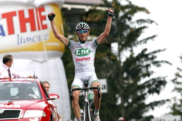 Gabriele Bosisio (Italien LPR Brakes) gewinnt die 7. Etappe des Giro d Italia 2008 - Radsport Herren Giro d Italia 2008, dItalia, Straßenradsport, Straße, Rad Einzelbild 7. Etappe: Vasto - Pescocostanzo Freude, Radsport Herren Giro d Italia 2008, dItalia, Straßenradsport, Straße, Rad Einzelbild 7. Etappe: Vasto - Pescocostanzo Freude,