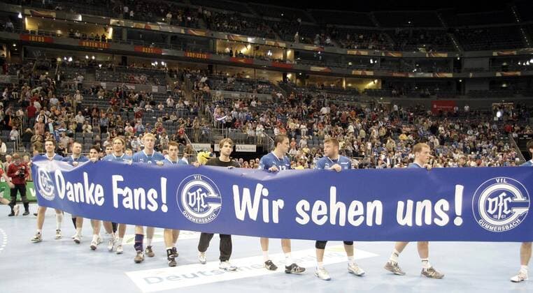 Danke Fans Wir sehen uns - Gummersbacher Spieler sagen Danke Handball 1. BL Herren Saison 2007 2008, VfL Gummersbach Totale Köln Handball 1. BL Herren Saison 2007 2008, VfL Gummersbach Totale Köln