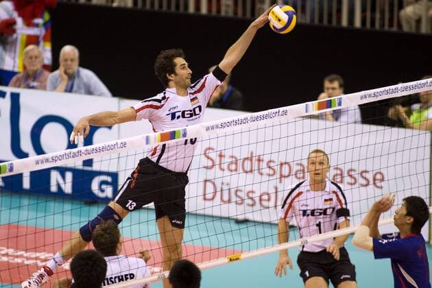 Ralph Bergmann (Deutschland) am Ball Volleyball Länderspiel Herren Olympiaqualifikation 2008, Olympia Qualifikation, Nationalmannschaft, Nationaltrikot Gruppe Düsseldorf Dynamik, Volleyball Länderspiel Herren Olympiaqualifikation 2008, Olympia Qualifikation, Nationalmannschaft, Nationaltrikot Gruppe Düsseldorf Dynamik,