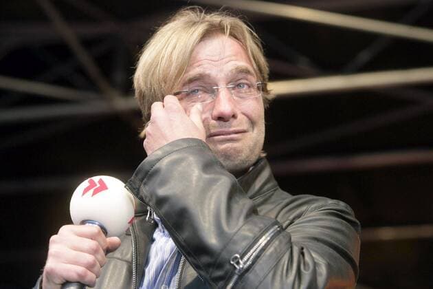 Trainer Jürgen Klopp (Mainz) sichtlich gerührt ob seines Abschieds vom FSV Mainz 05 Fußball 2. BL Herren Saison 2007 2008, FSV Mainz 05, Abschiedsparty für Trainer Jürgen Klopp, Feier, feiern, Abschied Einzelbild o0 Emotionen; Wehmut Mainz Fußball 2. BL Herren Saison 2007 2008, FSV Mainz 05, Abschiedsparty für Trainer Jürgen Klopp, Feier, feiern, Abschied Einzelbild o0 Emotionen; Wehmut Mainz