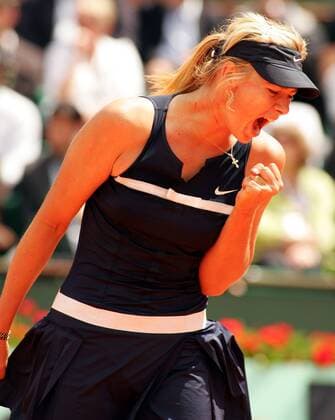 Maria Sharapova (Rußland) jubelt Tennis Damen French Open 2008, WTA Tour, Grand Slam, Vdig Einzelbild Roland Garros Paris Begeisterung, Freude,