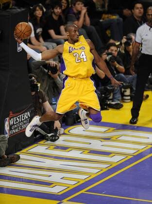 Kobe Bryant (Los Angeles Lakers) am Ball -  (LAP20080529101) Basketball Herren NBA 2007 2008, Playoffs, Playoff, Play Offs, Off, Einzelbild Los Angeles, LA, L A Dynamik, Höhe