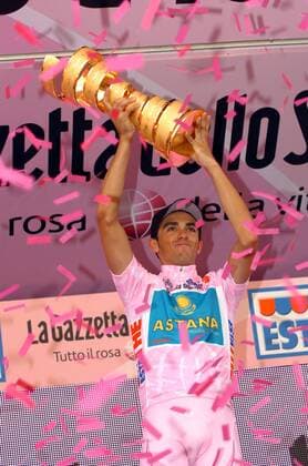 Alberto Contador (Spanien Astana) gewinnt den Giro d Italia 2008 -  Radsport Herren Giro d Italia 2008, ditalia, Straßenradsport, Straße, Rad, Gesamtsieger, Gesamtsieg Einzelbild 21. Etappe: Cesano Maderno - Mailand Freude,