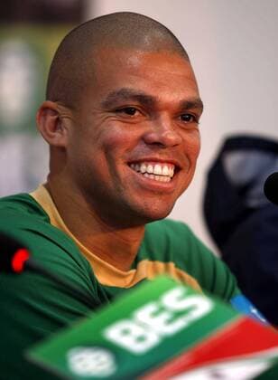 Pepe (Portugal) -  - NOxONLINExUSE Fußball EM Herren Vorschau Euro 2008, Nationalmannschaft, Porträt Neuchatel Freude,