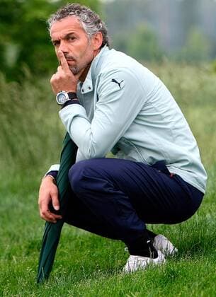 Nationaltrainer Roberto Donadoni (Italien) nachdenklich -  Fußball EM Herren Vorschau Euro 2008, Nationalteam, Vdig Einzelbild Oberwaltersdorf