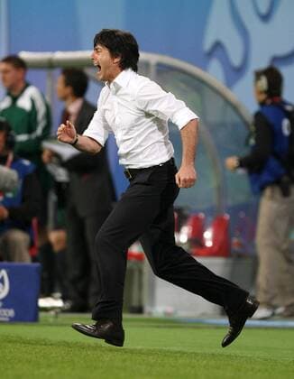 Bundestrainer Joachim Löw (Deutschland) - Torjubel Fußball Länderspiel Herren EURO 2008, EM, Nationalteam, Einzelbild Klagenfurt Freude, Begeisterung, Fußball Länderspiel Herren EURO 2008, EM, Nationalteam, Einzelbild Klagenfurt Freude, Begeisterung,