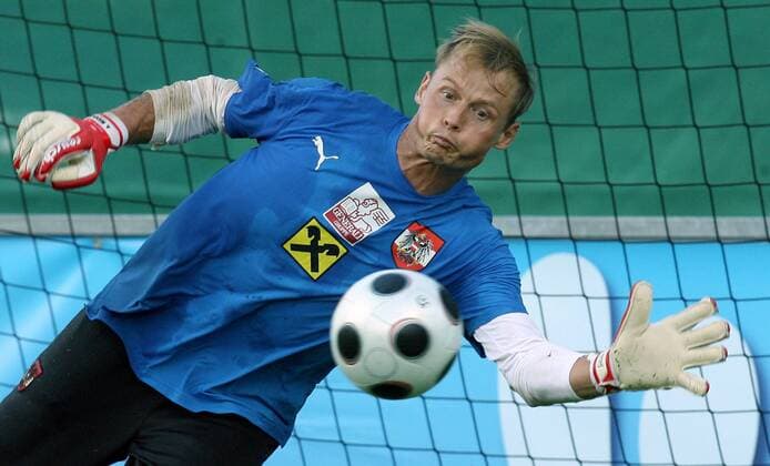Torwart Alexander Manninger (Österreich) -  (080610MBI032) Fußball EM Herren Euro 2008, Nationalteam, Training Einzelbild Stegersbach Dynamik, Fußball EM Herren Euro 2008, Nationalteam, Training Einzelbild Stegersbach Dynamik,