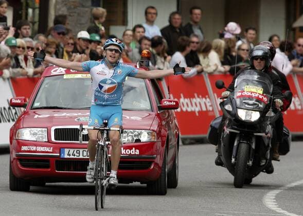 Yury Trofimov (Rußland Bouygues Telecom) gewinnt die 5. Etappe des Criterium du Dauphine Libere 2008 Radsport Herren Criterium du Dauphine Libere 2008, ProTour, Straßenradsport, Straße, Rad Einzelbild 5. Etappe: Ville La Grand - Morzine Freude,