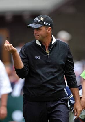 Rocco Mediate (USA) hält ein Tee in den Händen - (Icon00728194) Golf Herren US Open 2008, PGA Tour Einzelbild Torrey Pines San Diego EDITORIAL USE ONLY