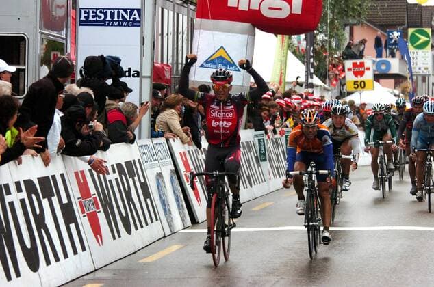 Robbie McEwen (Australien Silence Lotto, li.) gewinnt die 3. Etappe der Tour de Suisse 2008 -  Radsport Herren Tour de Suisse 2008, Straßenradsport, Straße, Rad, ProTour Gruppe 3. Etappe: Flums - Gossau Radsport Herren Tour de Suisse 2008, Straßenradsport, Straße, Rad, ProTour Gruppe 3. Etappe: Flums - Gossau