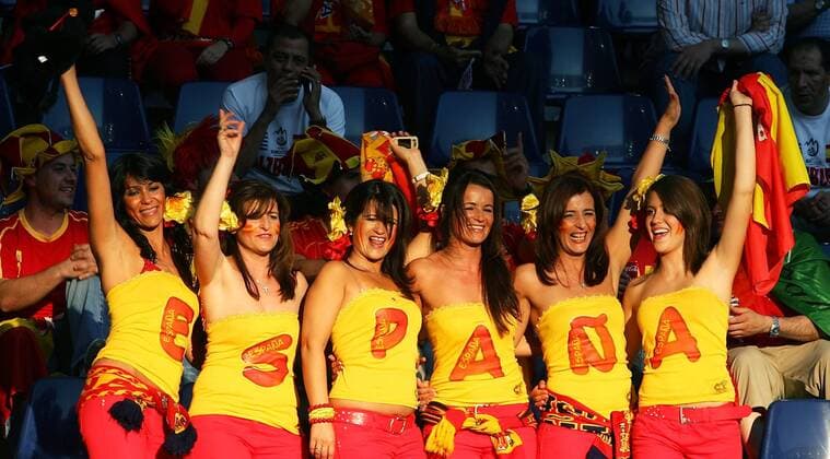 Fußballfans aus Spanien - Fußball EM Herren Euro 2008, Länderspiel, Nationalteam Gruppe Salzburg Begeisterung, Freude, Sinnlichkeit,