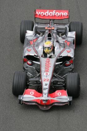 Lewis Hamilton (England McLaren Mercedes) in seinem Boliden Motorsport Grand Prix Herren Großer Preis von Frankreich 2008, Formel 1 Weltmeisterschaft, F1, F, GP, WM, Training Einzelbild Magny Cours