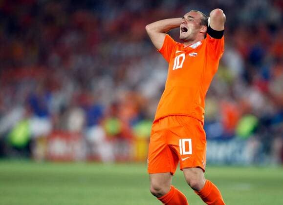 Wesley Sneijder (Niederlande) -  Fußball EM Herren Euro 2008, Länderspiel, Viertelfinale, Nationalteam, Nationaltrikot Einzelbild Basel Enttäuschung, Verzweiflung,