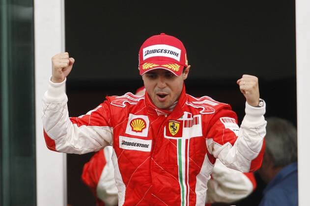 Felipe Massa (Brasilien Ferrari) - Sieger GP von Frankreich 2008 Motorsport Grand Prix Herren Großer Preis von Frankreich 2008, Formel 1 Weltmeisterschaft, F1, F, GP, WM Einzelbild Magny Cours Freude,
