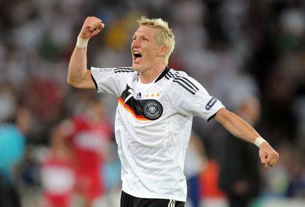 Bastian Schweinsteiger (Deutschland) - Torjubel Fußball EM Herren Euro 2008, Länderspiel, Halbfinale, Nationalteam, Nationaltrikot Einzelbild Basel Begeisterung, Freude,