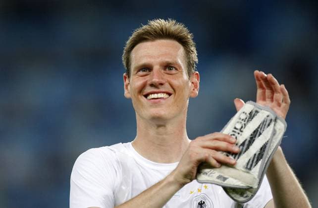 Tim Borowski (Deutschland) - Schlußjubel -  Fußball EM Herren Euro 2008, Länderspiel, Nationalteam, Halbfinale Einzelbild Basel Freude,
