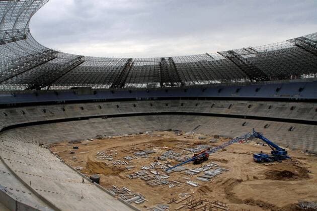 Baustelle Zentralstadion Shakhtar, Heimspielstätte von Shakhtar Donezk und Austragungsort der Euro 2012 -  (EN00165673014) Fußball EM Herren Vorschau 2008, Euro 2012, Stadion, Fußballstadion, innen, Innenansicht, Wettkampfstätte Totale Zentralstadion o0 Shachtjor, Shakhtyor Donezk, Donbas Arena, Donbass Leere,