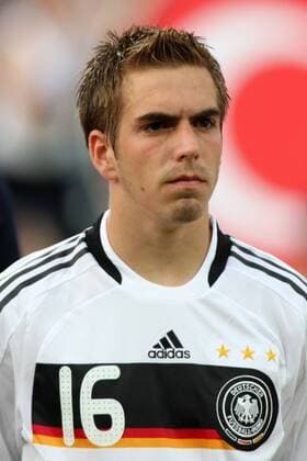 Philipp Lahm (Deutschland) - Nationalhymne -  (080625YK193) Fußball EM Herren EURO 2008, Länderspiel, Halbfinale, Nationalteam, Nationaltrikot Porträt Basel