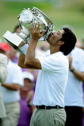 Pablo Larrazabal (Spanien) gewinnt die Open de France 2008 -  (pan26662) Golf Herren Open de France 2008, European PGA Tour Einzelbild Paris Freude,