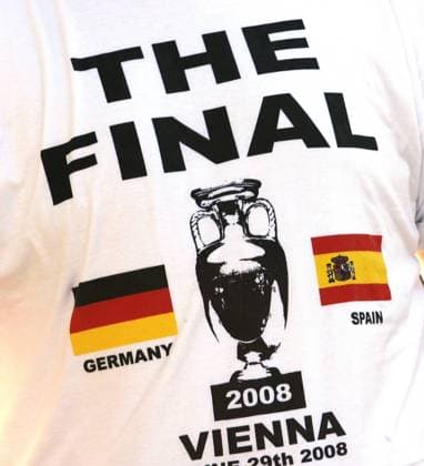 The Final - Deutschland gegen Spanien im Finale der EURO 2008 in Wien -  Fußball EM Herren EURO 2008, Länderspiel, Nationalmannschaft, Finale, Fanzone, Fan Zone Einzelbild Wien